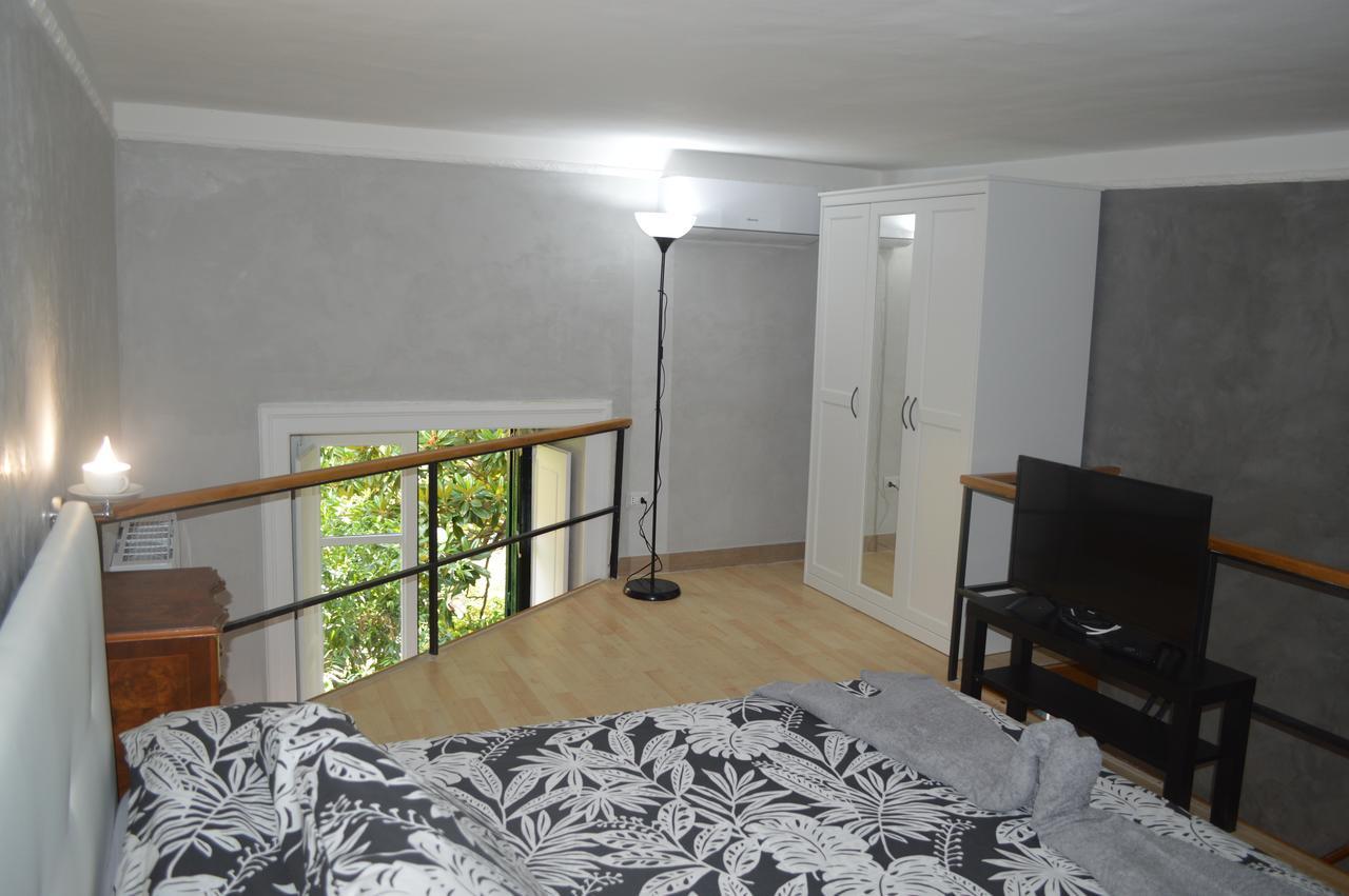 Petros Room Camere Salerno Exteriér fotografie